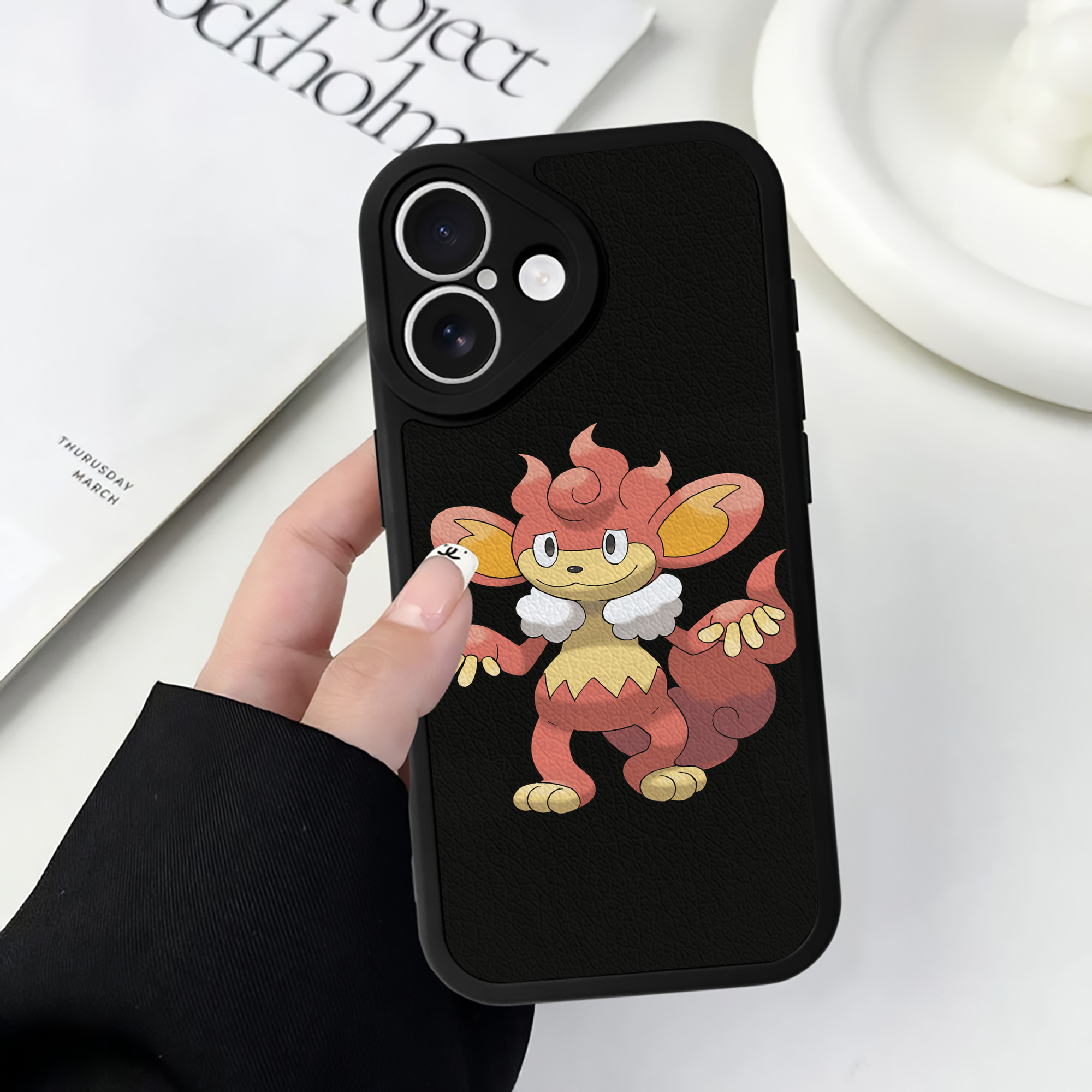（画像用） ポケットモンスター Pokémon 【iPhone 16シリーズ対応】シリコンスマホケース（レザー調） 材質：シリコン